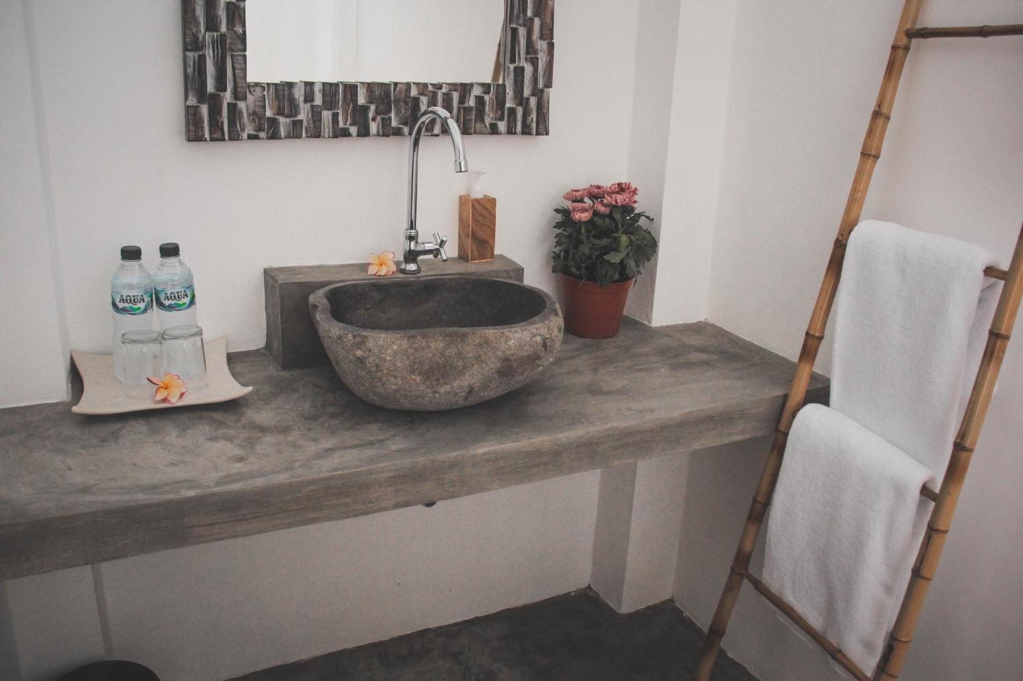 The Govardhan Homestay Canggu Esterno foto