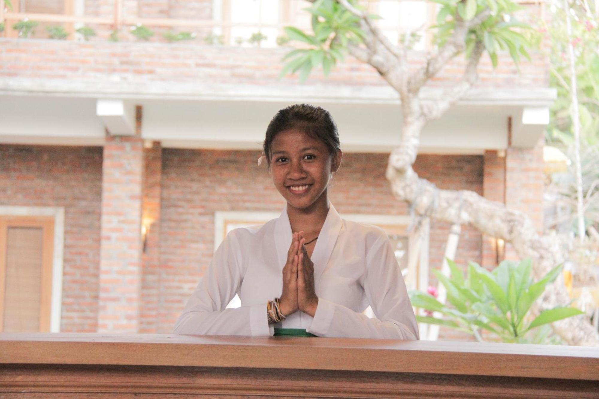 The Govardhan Homestay Canggu Esterno foto